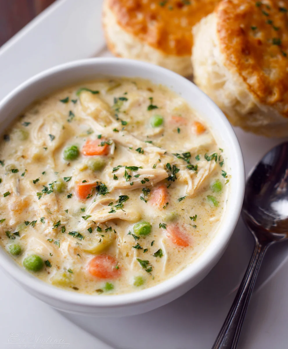 Easy Chicken Pot Pie Soup Recipe - Comfort Food
