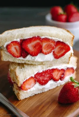 4-ingredient Strawberry Sando