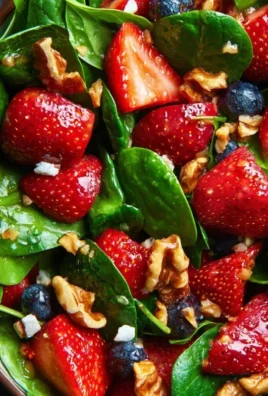 15-Minute Strawberry Spinach Salad