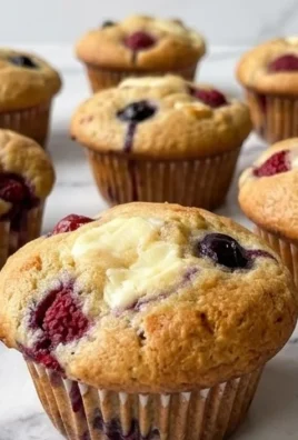 Berry Cream Cheese Muffins